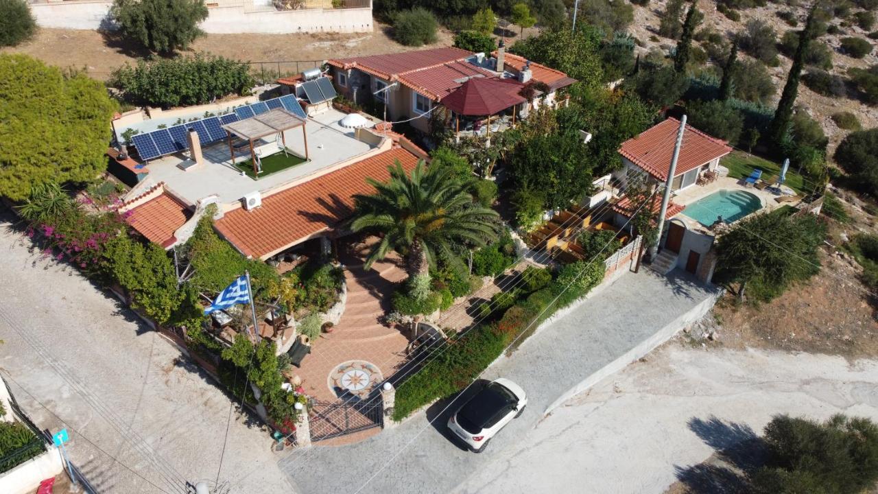 Nadia'S Traditional Greek House Anavyssos Exterior photo